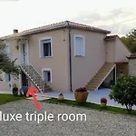 Olive Grove شقة كالامباكا