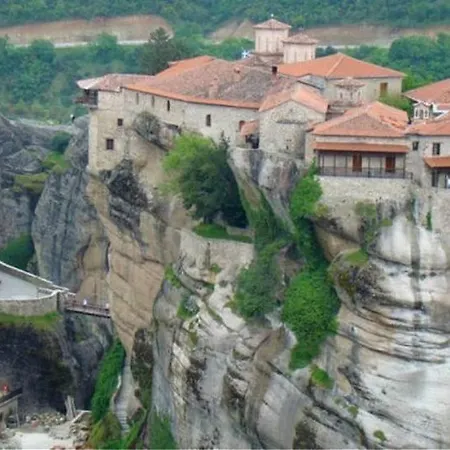 Olive Grove Apartament